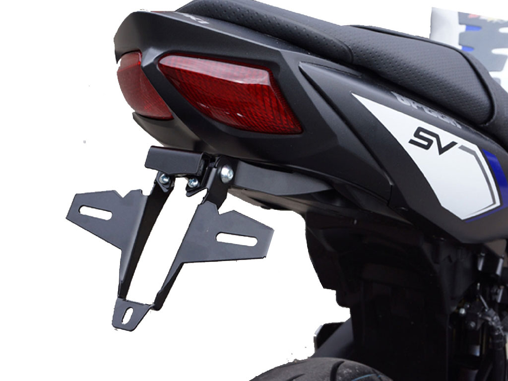 Porta targa IQ1 per Suzuki SV 650 (2016-2024) Kennzeichenhalter IQ1 für Suzuki SV 650 (2016-2024) für Originalblinker