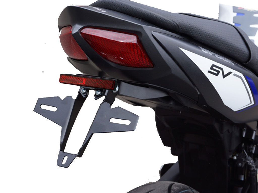 Porta targa IQ4 per Suzuki SV 650 (2016-2024) Kennzeichenhalter IQ4 für Suzuki SV 650 (2016-2024) für Originalblinker
