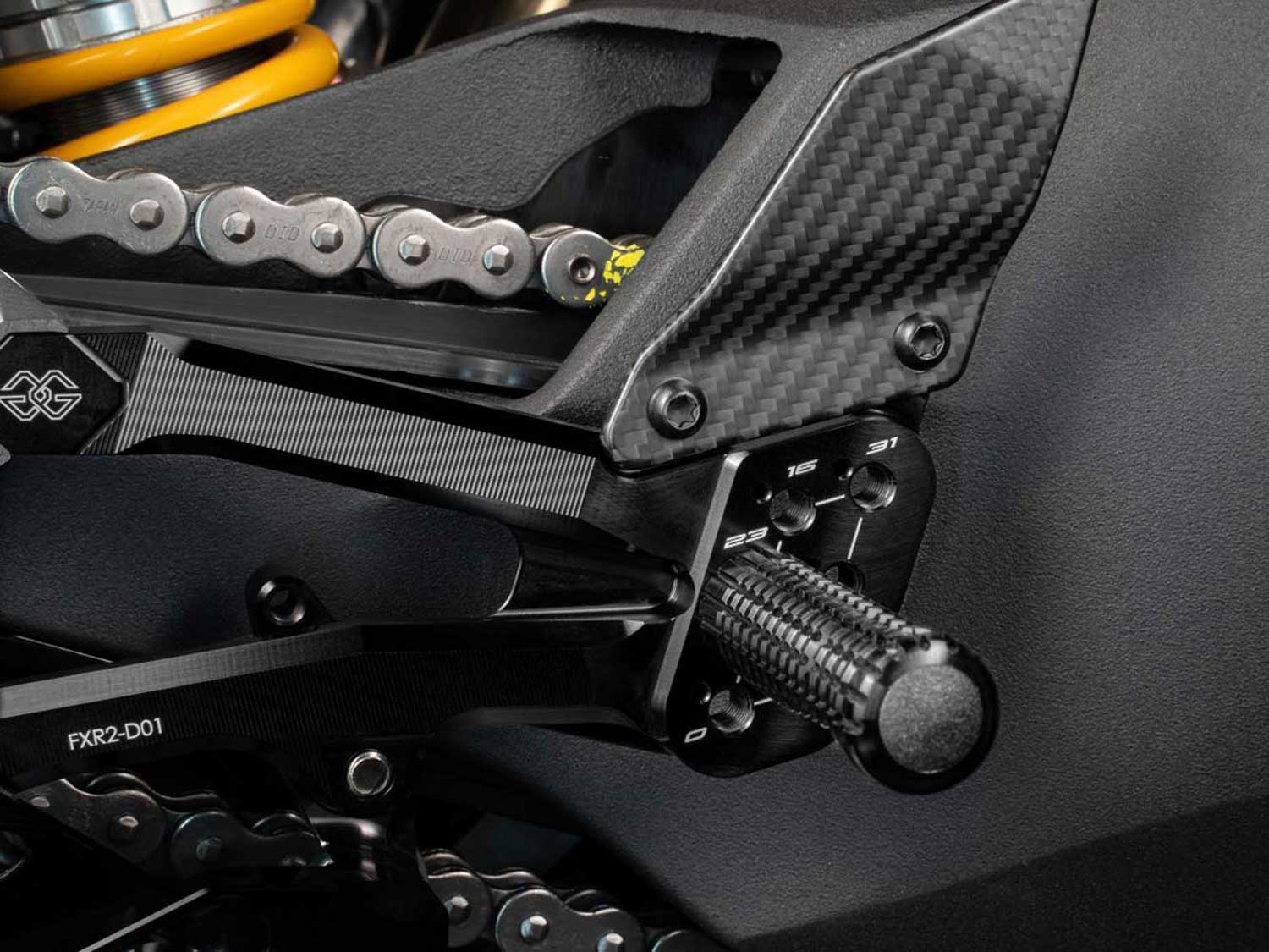 Sistema poggiapiedi FXR2-D01 per Ducati Panigale V4 | V4R