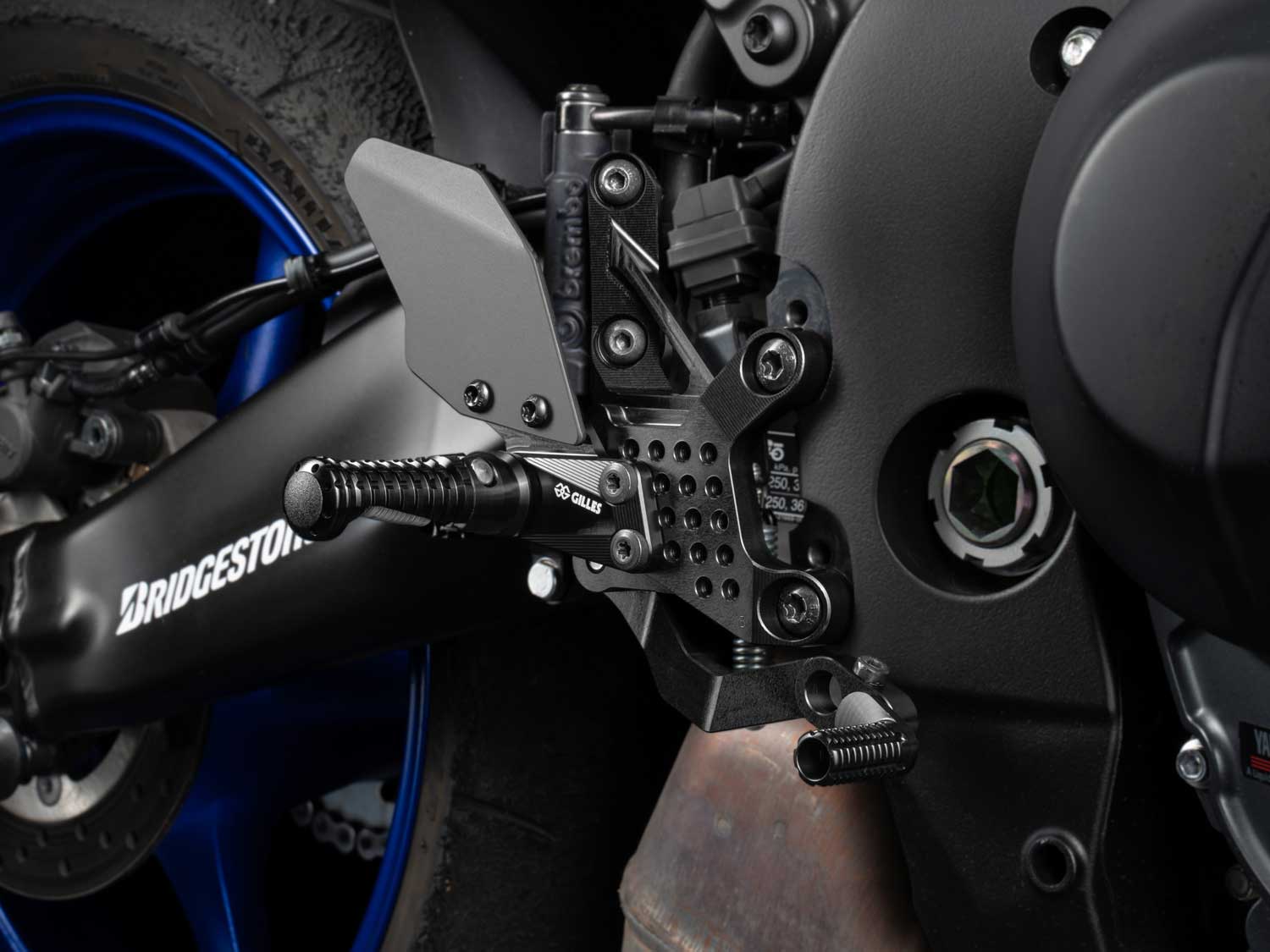 Sistema di poggiapiedi AS31GT3-Y18 per Yamaha R9