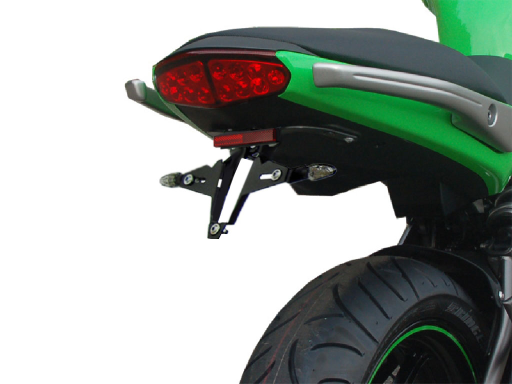 Porta targa IQ4 per Kawasaki Versys 650 (2010-2014) Kennzeichenhalter IQ4 für Kawasaki Versys 650 (2010-2014) für Originalblinker