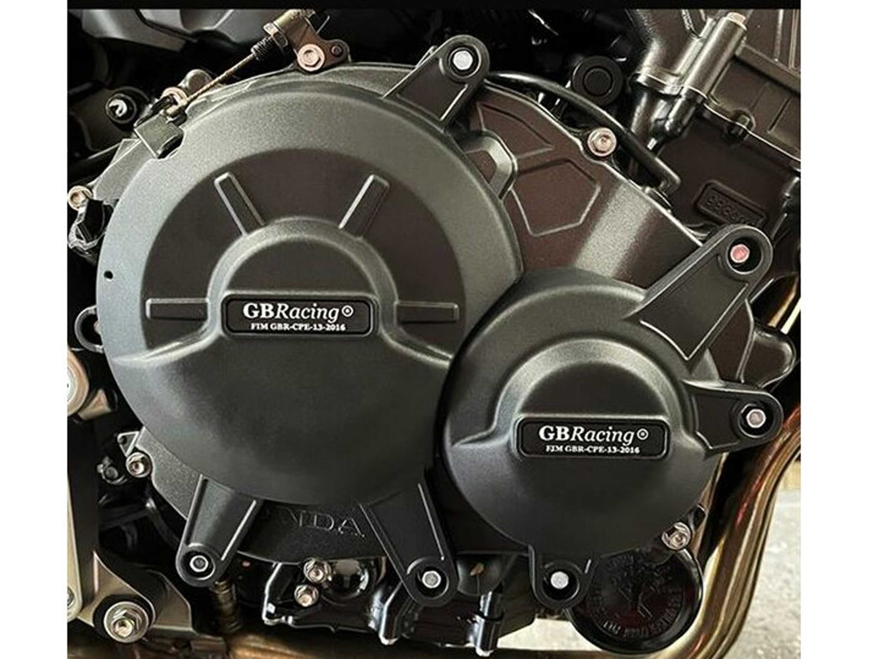 GB Racing Set di protezioni motore per Honda CB1000R (2018-2023) GB Racing Set di protezioni motore per Honda CB1000R (2018-2023)