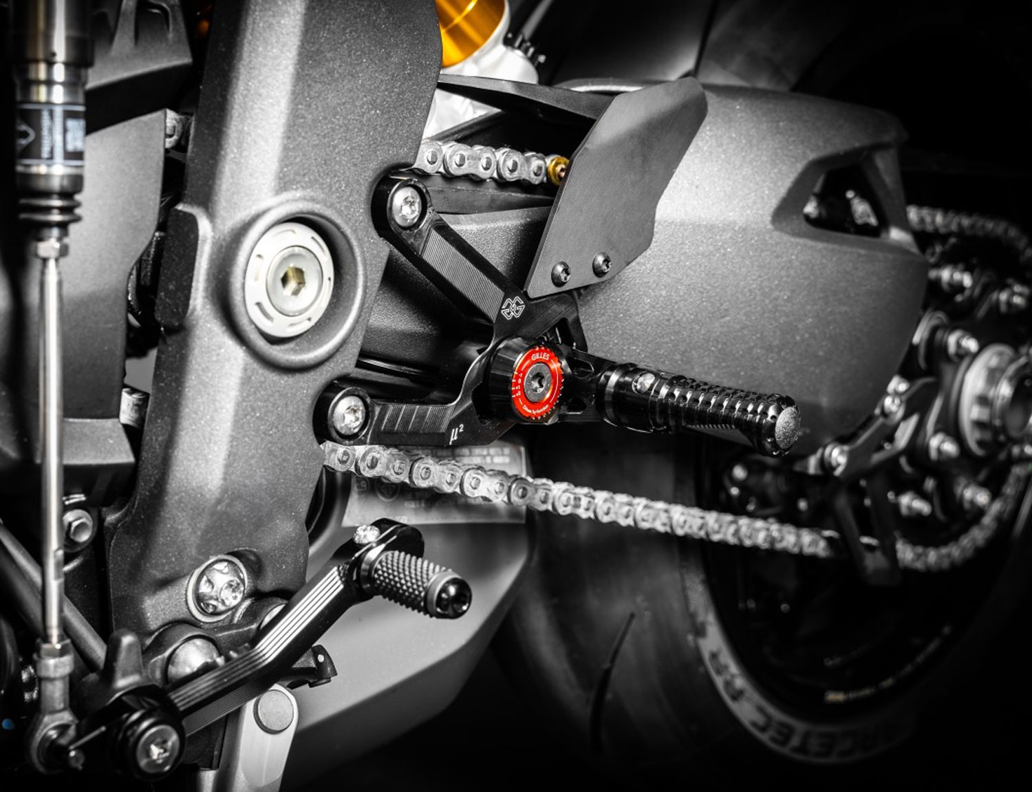 Sistema di pedane MUE2-T01 per Triumph Speed Triple 1200 RR | RS (2022-2026) Sistema di pedane MUE2-T01 per Triumph Speed Triple 1200 RR | RS (2022-2026)