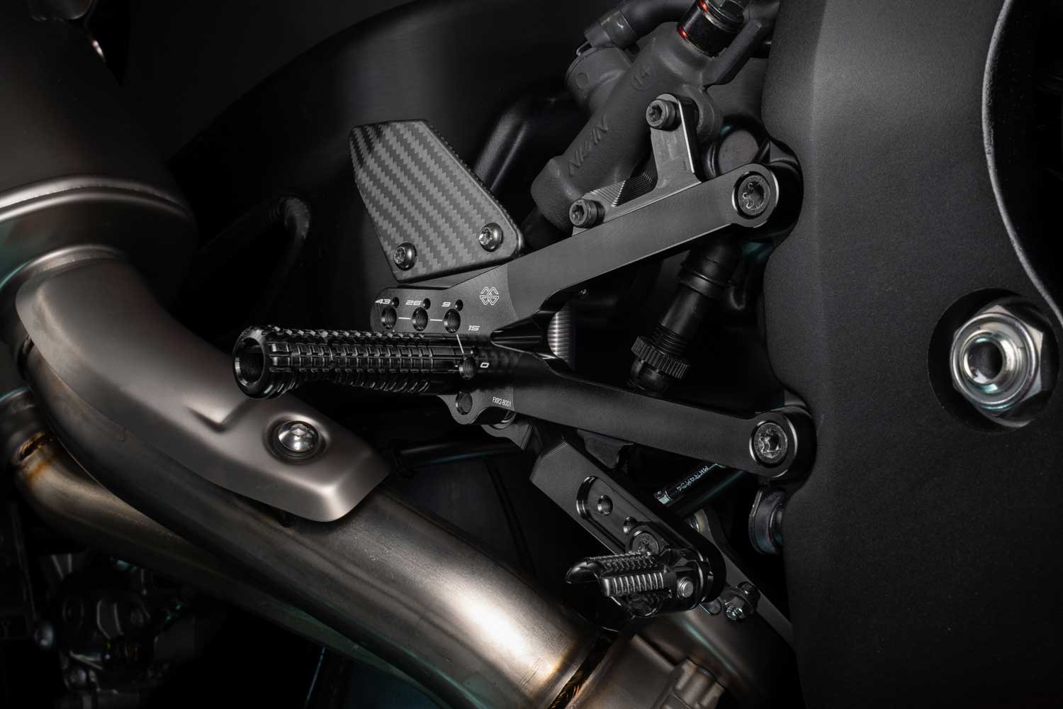 Sistema di pedane FXR2-B001 per Honda CBR1000 RR-R | SP Sistema di pedane FXR2-B001 per Honda CBR1000 RR-R | SP