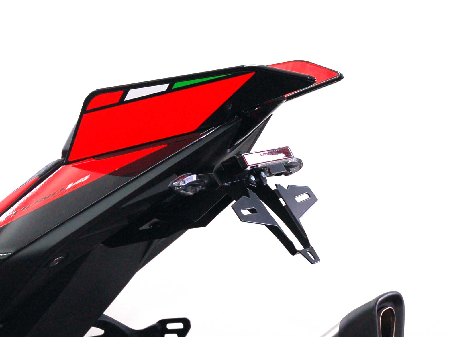 Portatarga IQ5 per Aprilia RSV4 | Tuono V4 (2025-2026) Portatarga IQ5 per Aprilia RSV4 | Tuono V4 (2025-2026) per indicatori di direzione originali