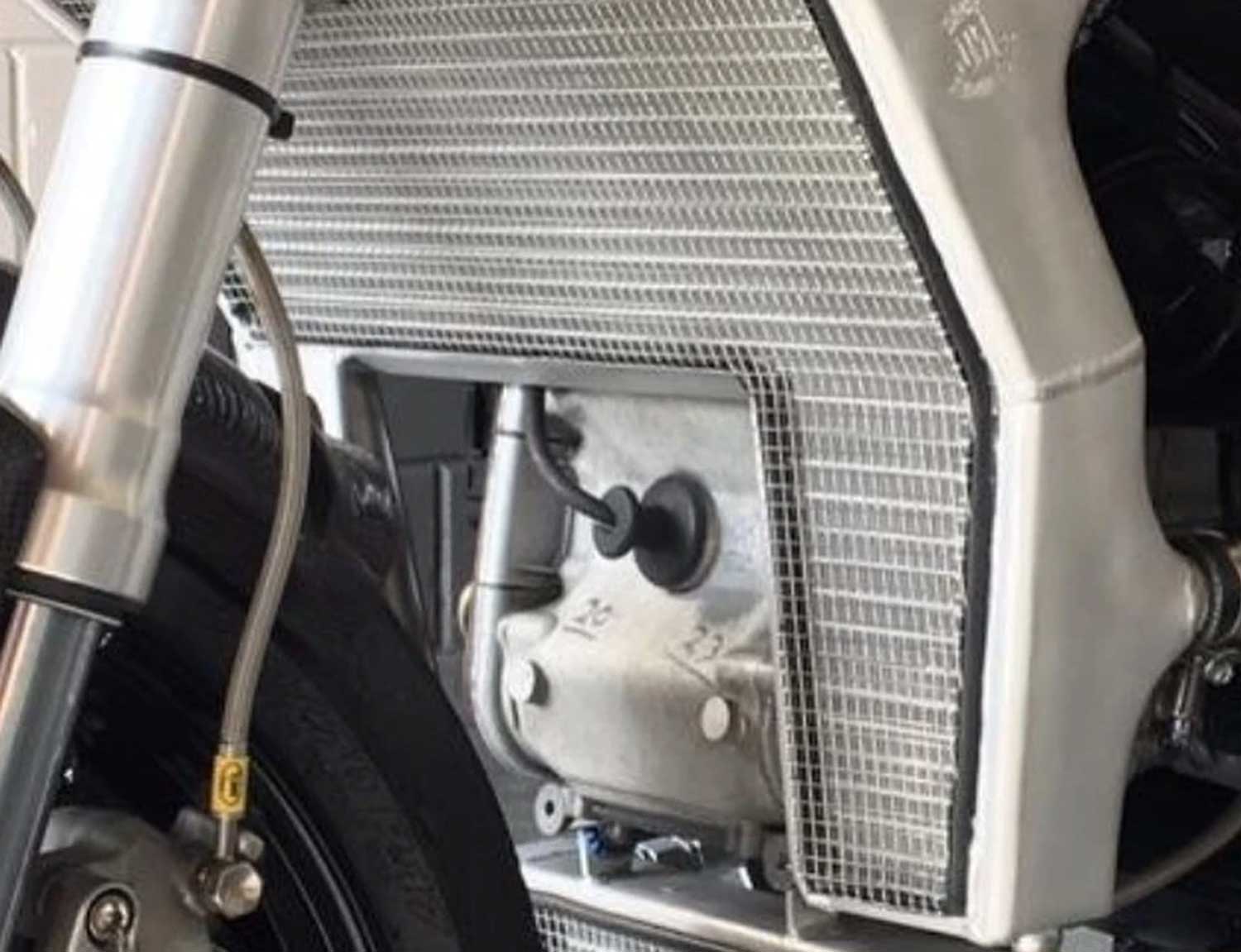Griglia radiatore acqua + olio per BMW S1000RR | S1000XR | HP4 Griglia radiatore acqua + olio per MV Agusta F3 | Brutale 800