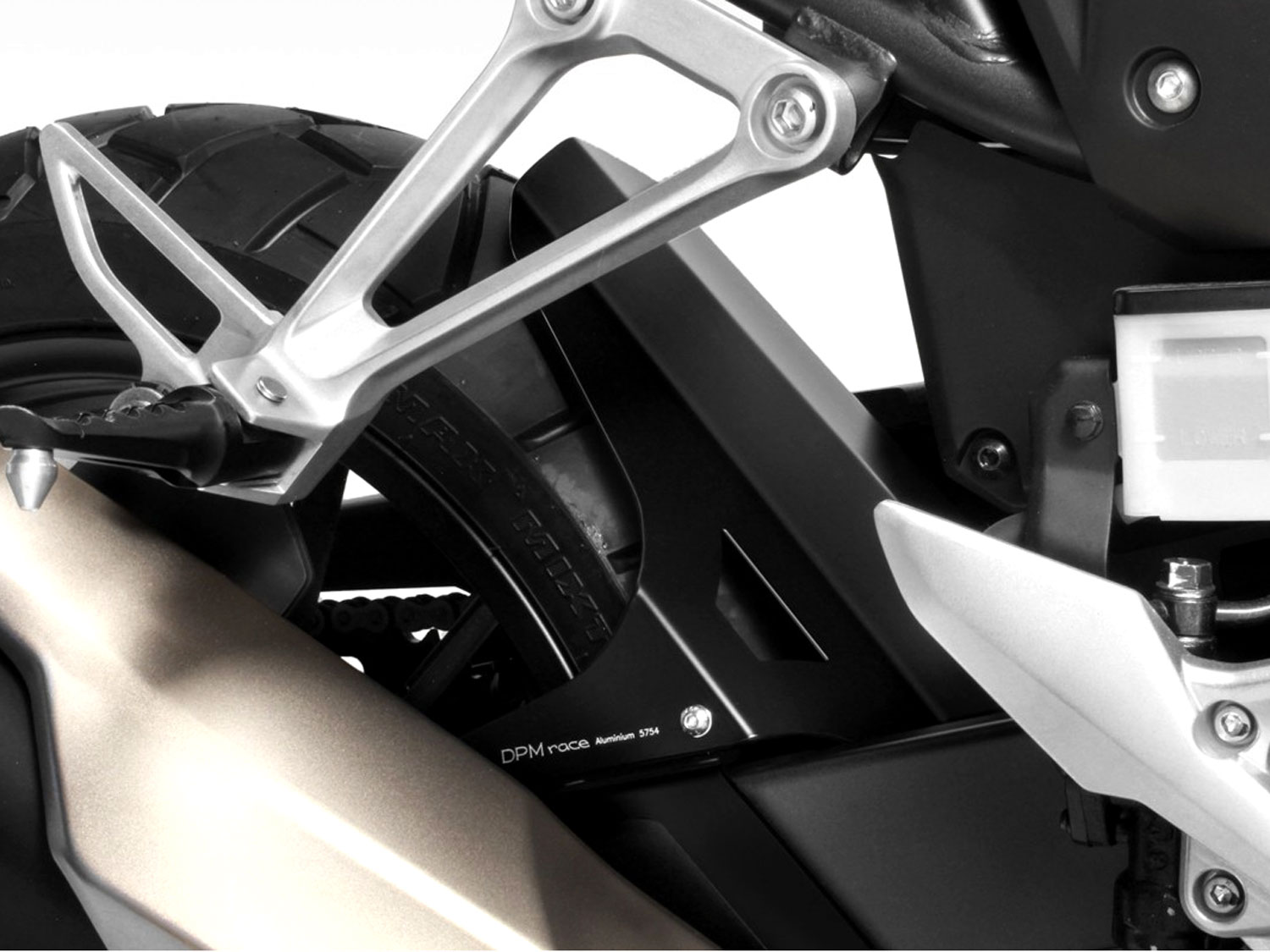 Copriruota posteriore per Honda CB500F (2022-2023) | CB500X (2022-2023) | CB500 Hornet (2024-2026) Copriruota posteriore per Honda CB500F (2022-2023) | CB500X (2022-2023) | CB500 Hornet (2024-2026)