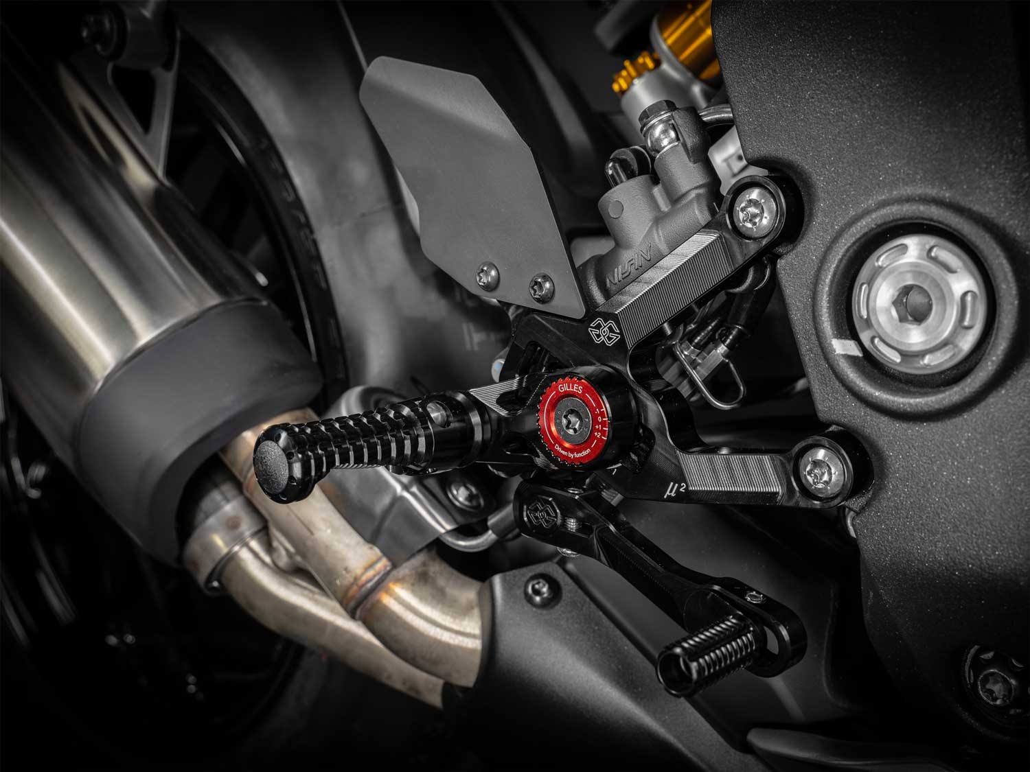 Sistema di pedane MUE2-T01 per Triumph Speed Triple 1200 RR | RS (2022-2026)