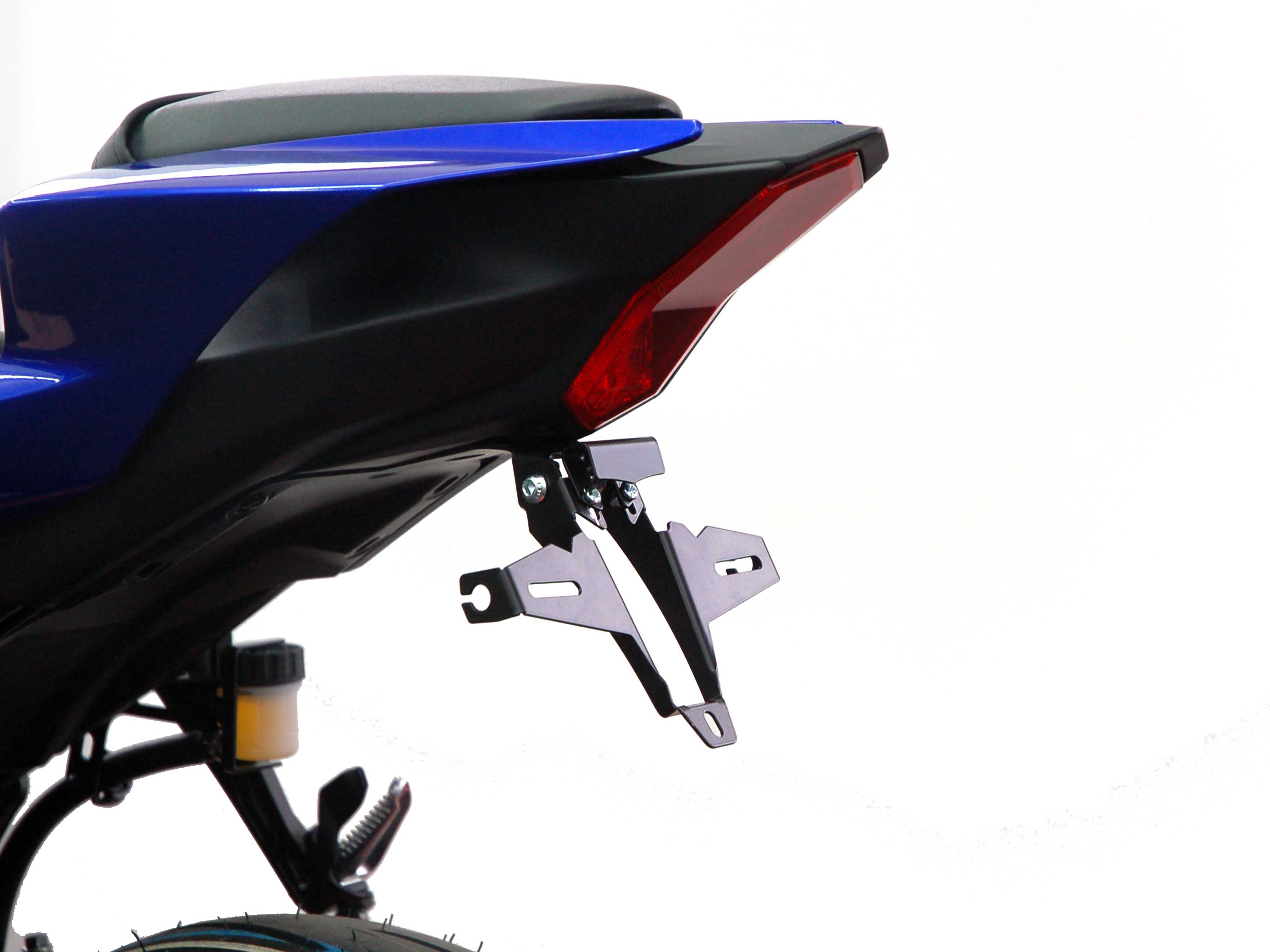 Portatarga IQ1 per Yamaha R7 (2026-2027) per indicatori di direzione originali