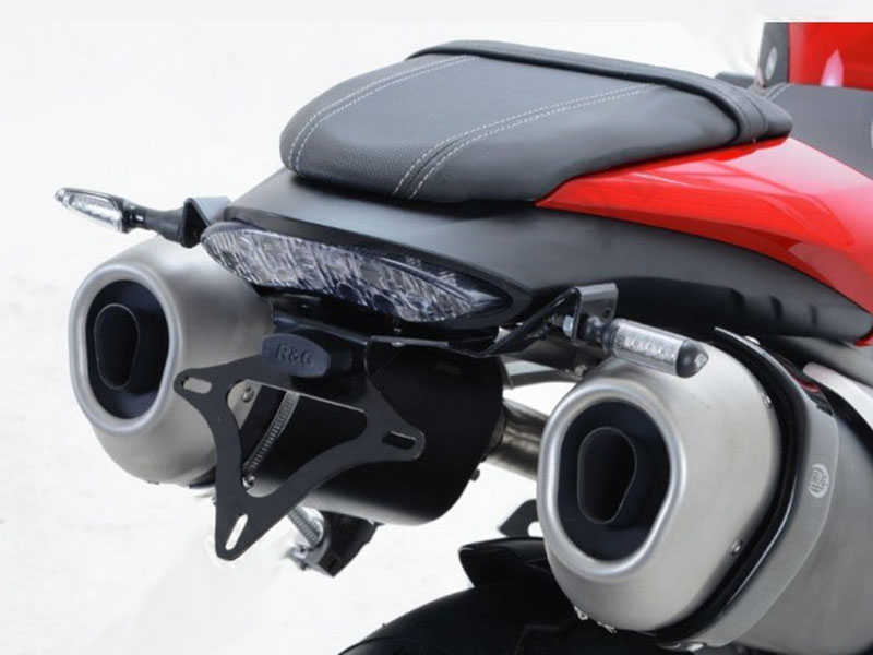 Porta targa R&G per Triumph Speed Triple 1050 R - 1050 S (2016-202020) Porta targa R&G per Triumph Speed Triple 1050 R - 1050 S (2016-202020)