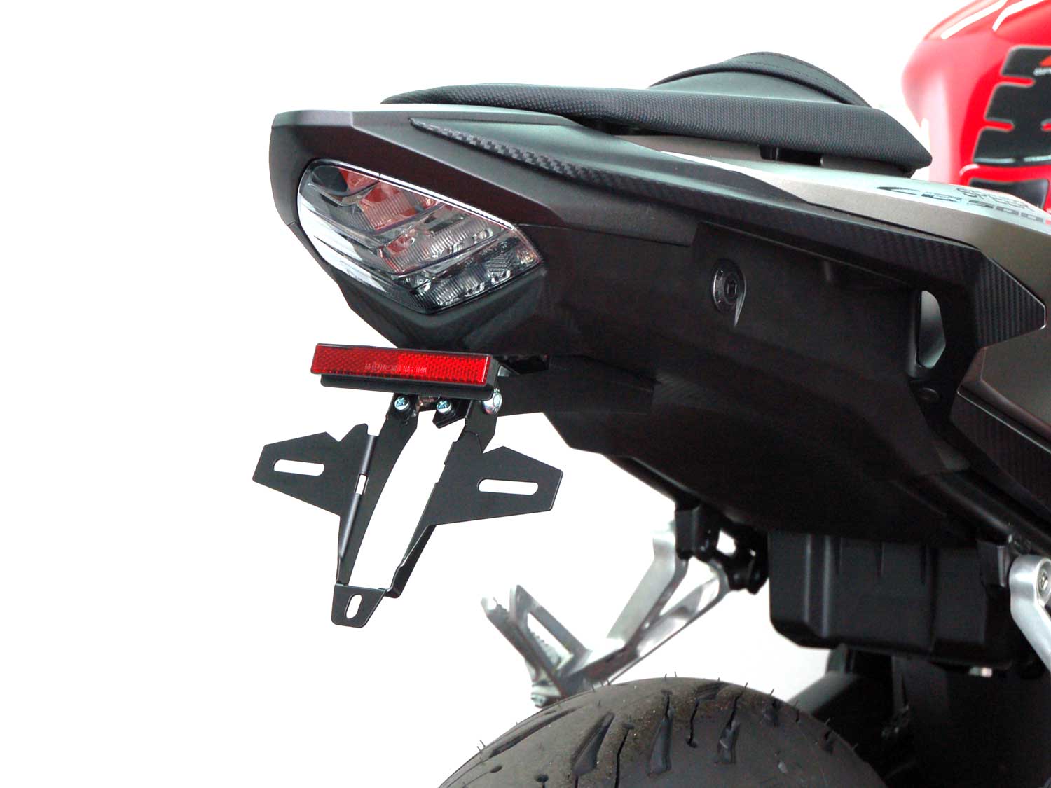 Porta targa IQ4 per Honda CB500F + CBR500R (2019-2026) Kennzeichenhalter IQ4 für Honda CB500F | CBR500R (2019-2025) für Originalblinker