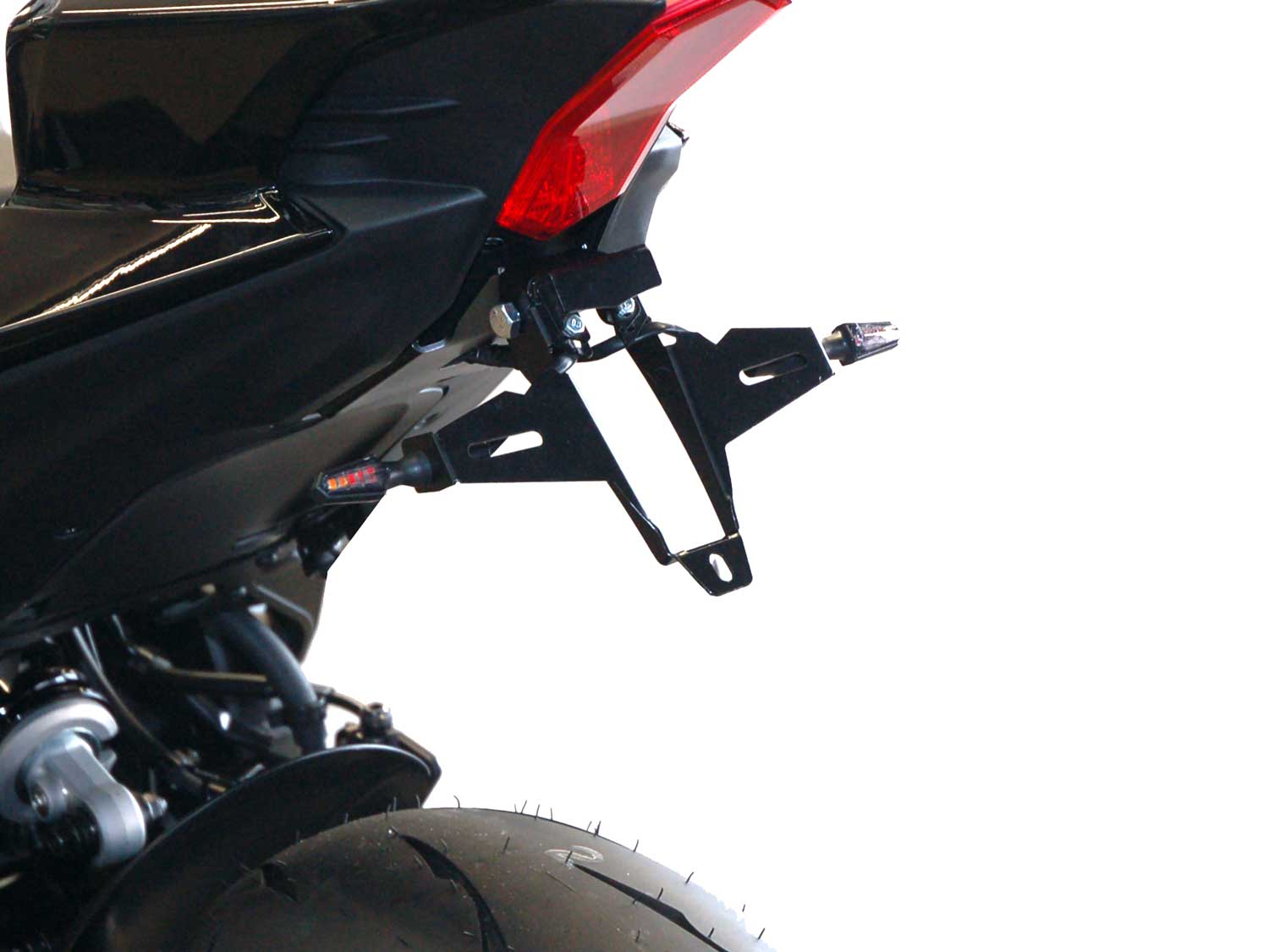 Portatarga IQ1 per Yamaha R9 (2025-2026) per indicatori di direzione originali
