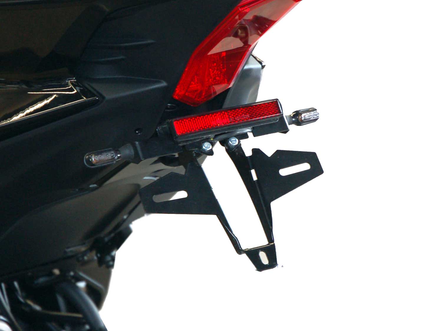 Portatarga IQ5 per Yamaha R9 (2025-2026) per indicatori di direzione originali