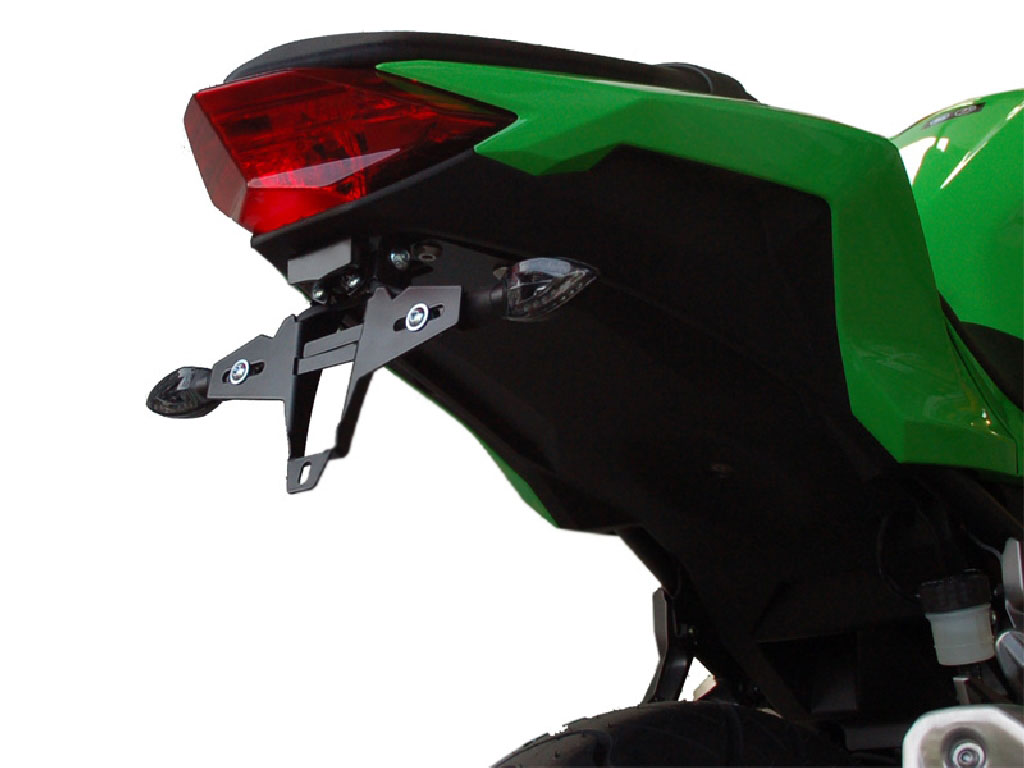 Porta targa IQ1 per Kawasaki Ninja 300 (2013-2016) Kennzeichenhalter IQ1 für Kawasaki Ninja 300 (2013-2016) für Originalblinker