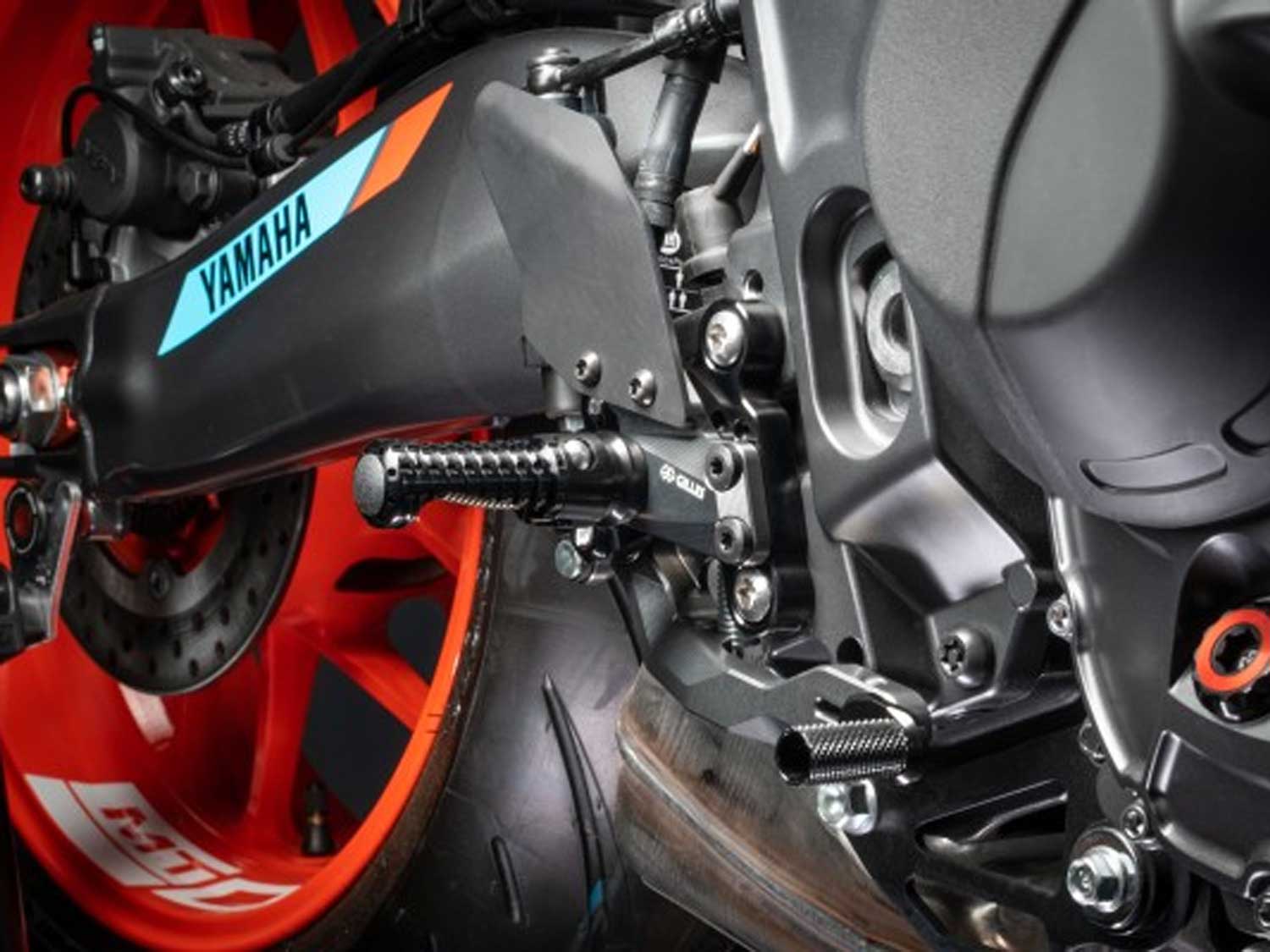 Sistema di pedane AS31GT3 per Yamaha MT-09 | XSR 900