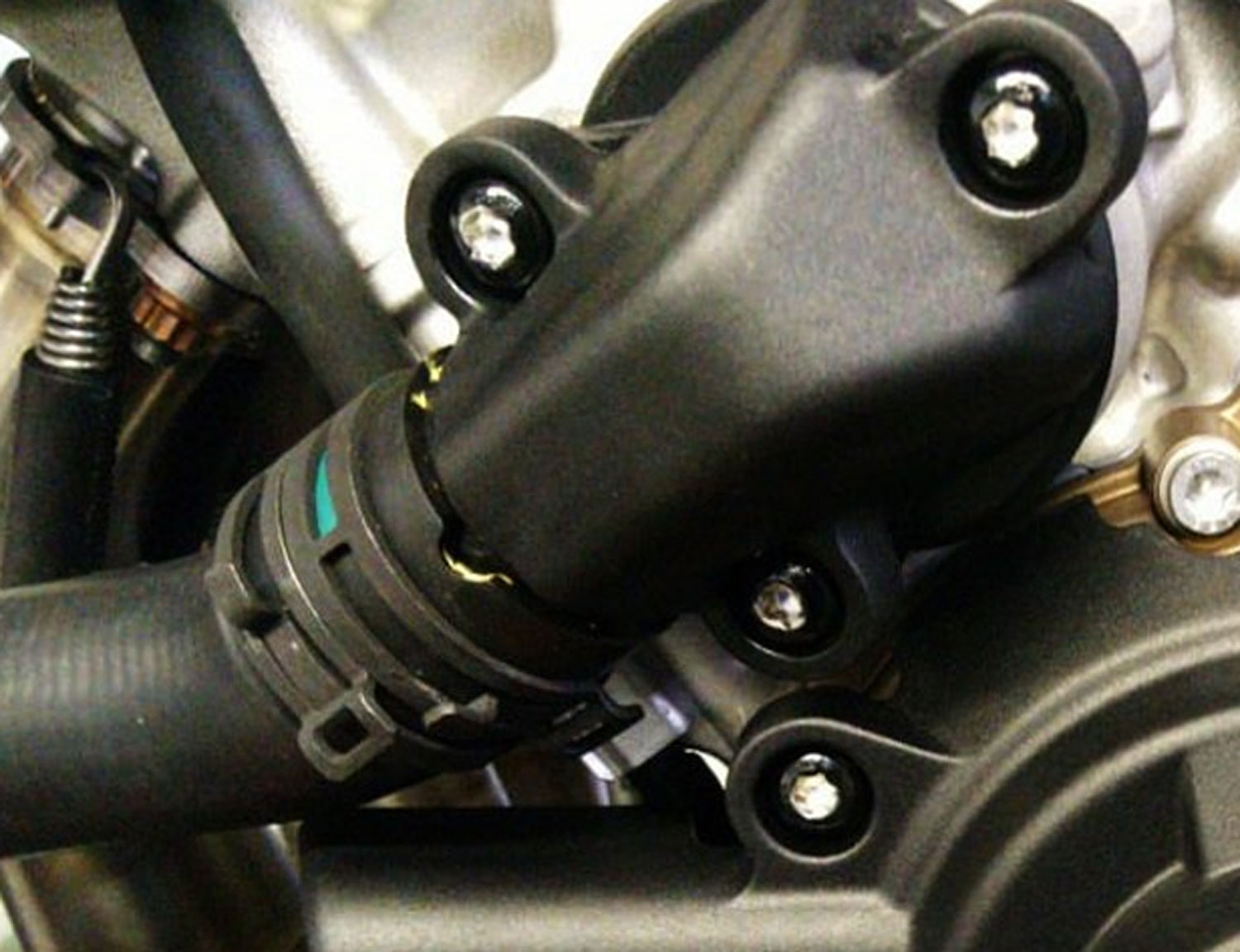 Set di protezioni motore GB Racing per BMW M1000R (2023-2026)