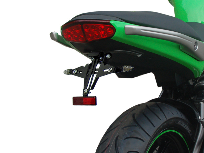 Porta targa IQ1 per Kawasaki Versys 650 (2010-2014) Kennzeichenhalter IQ1 für Kawasaki Versys 650 (2010-2014) für Originalblinker