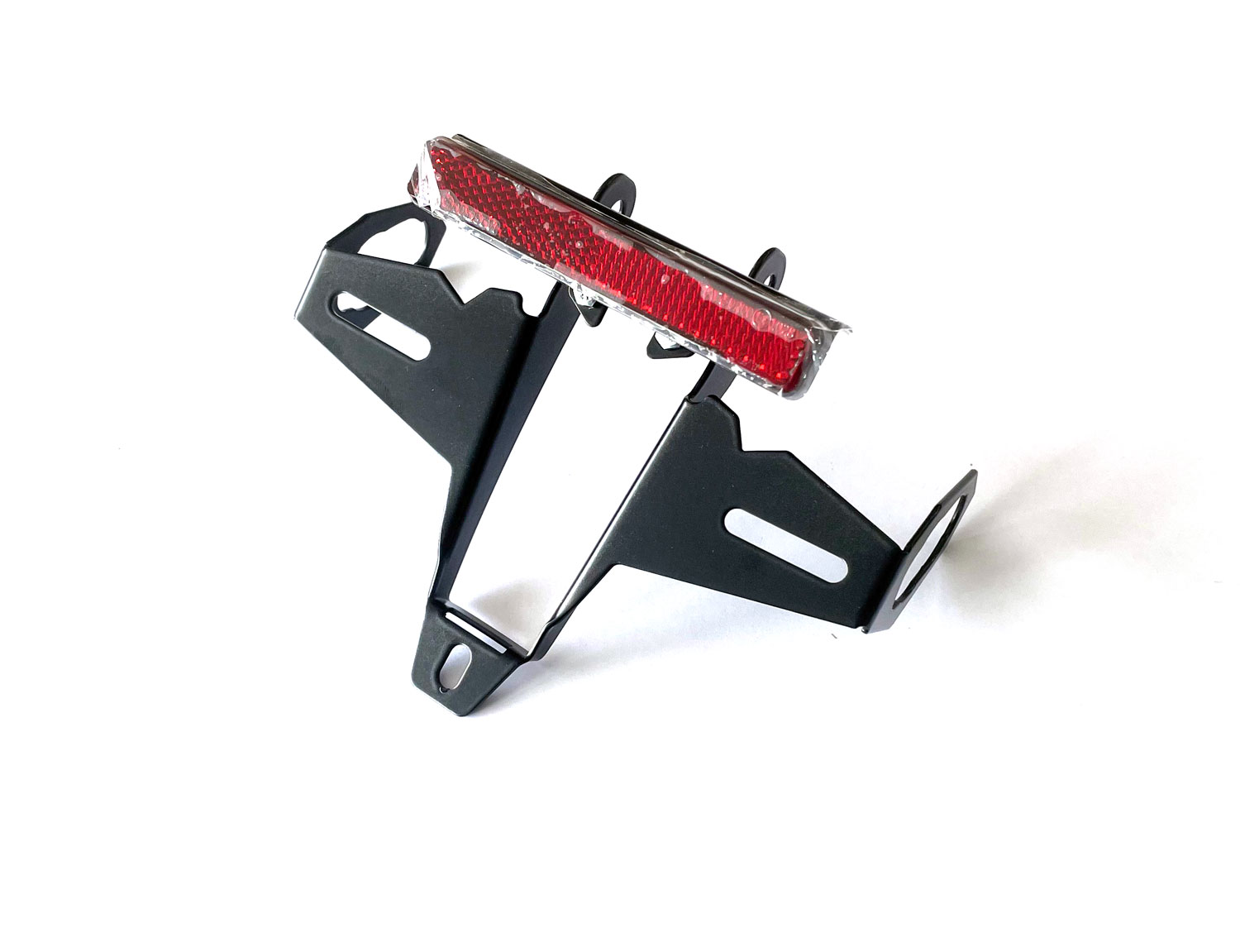 Portatarga IQ4 per Kawasaki ER 6N ER 6F (2012-2016) (OB) (D) Portatarga IQ4 per Kawasaki Z650 S (2026-2027) per indicatori di direzione originali