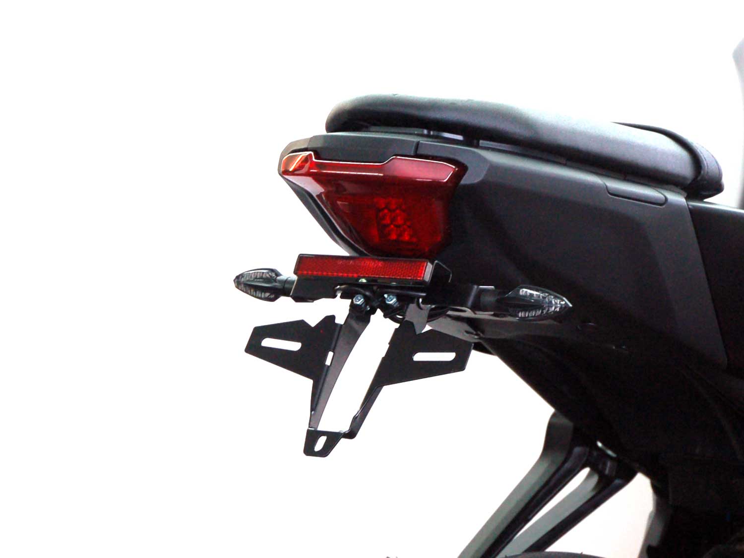 Portatarga IQ5 per Yamaha MT-07 (2025-2026) per indicatori di direzione accessori Portatarga IQ5 per Yamaha MT-07 (2025-2026) per indicatori di direzione accessori