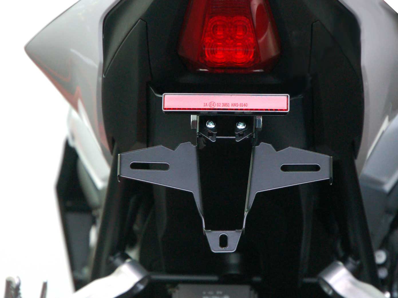 Portatarga IQ4 per Honda CB1000 Hornet (2025-2026) per indicatori di direzione originali Portatarga IQ4 per Honda CB1000 Hornet (2025-2026) per indicatori di direzione originali