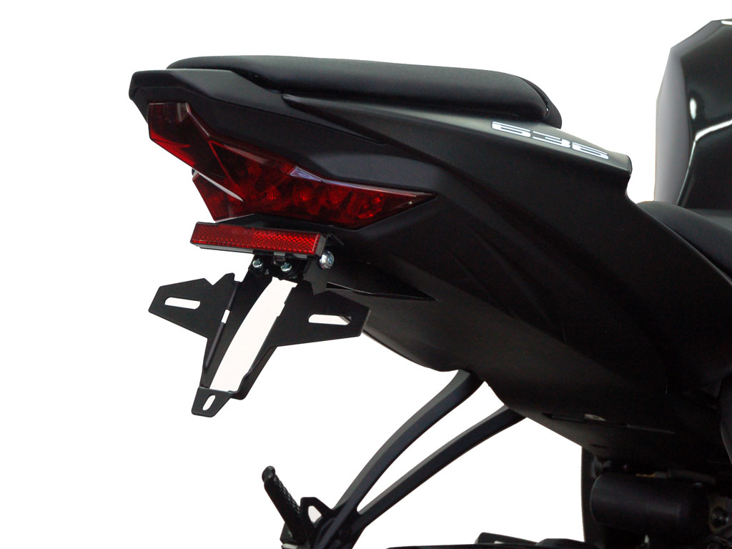 Kennzeichenhalter IQ4 für Kawasaki ZX-6R (2019-2026) für Originalblinker Kennzeichenhalter IQ4 für Kawasaki ZX-6R (2019-2026) für Originalblinker