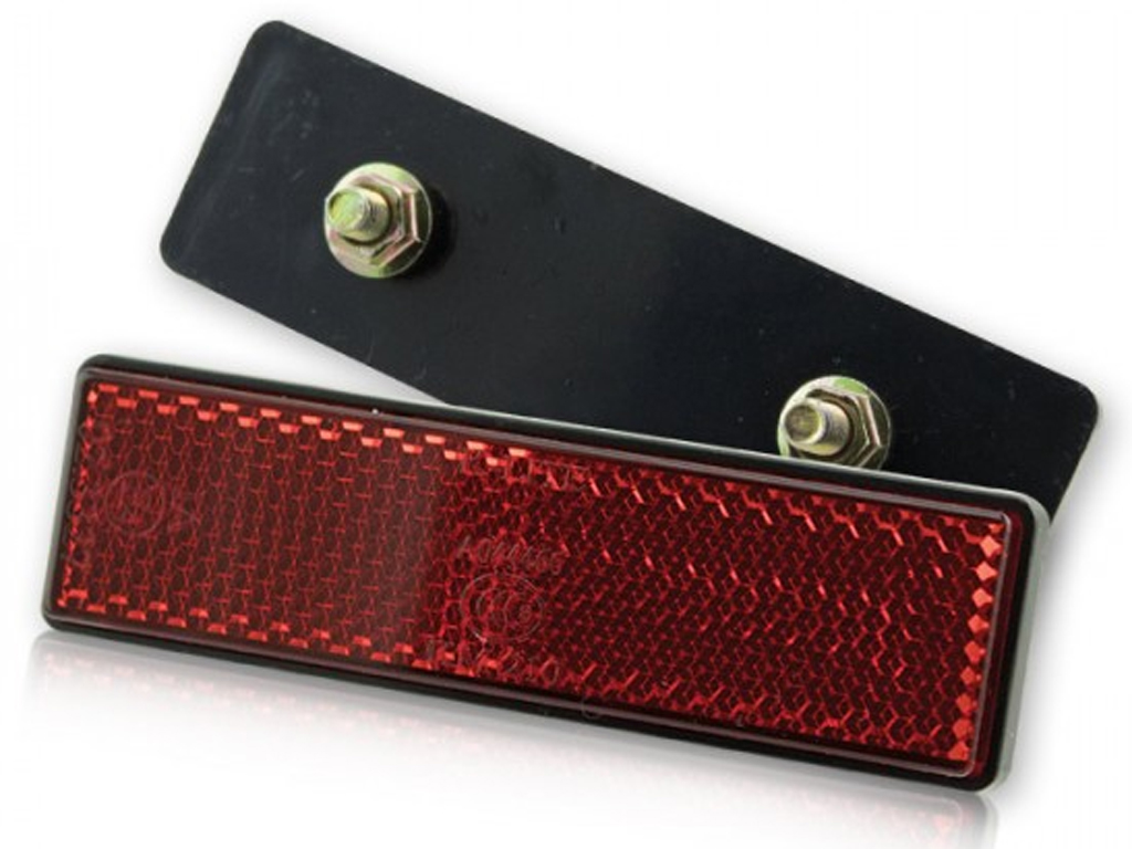 Riflettore Classic rettangolare rosso con 2 x bulloni 5 MM Riflettore Classic rettangolare rosso con 2 x bulloni 5 MM