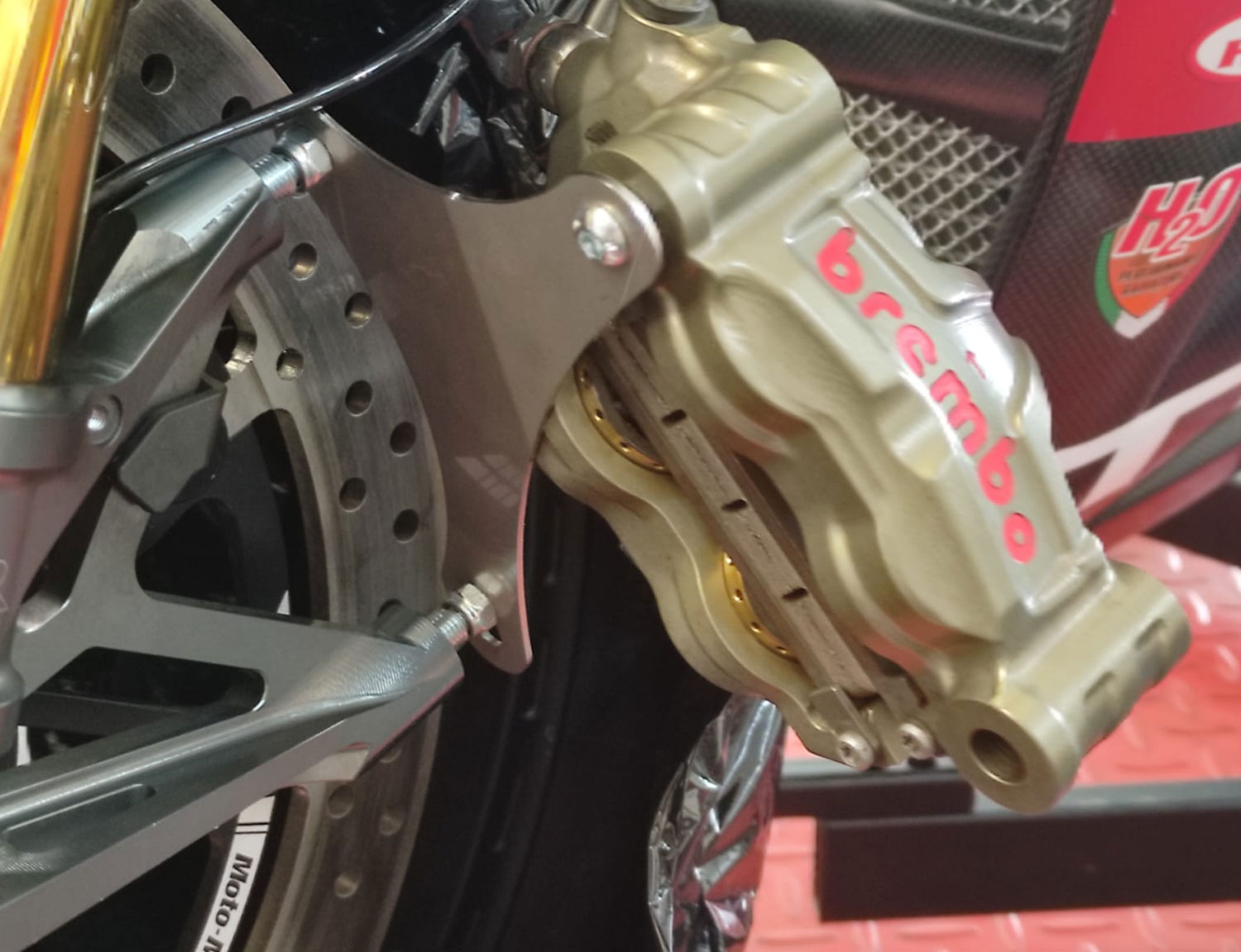 Staffa della pinza del freno | Staffa della pinza del freno