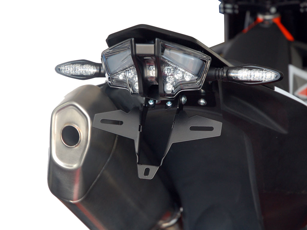 Porta targa IQ7 per KTM 690 SMC R (2019-2025) Porta targa IQ7 per GasGas SM700 | ES700 (2022-2024)