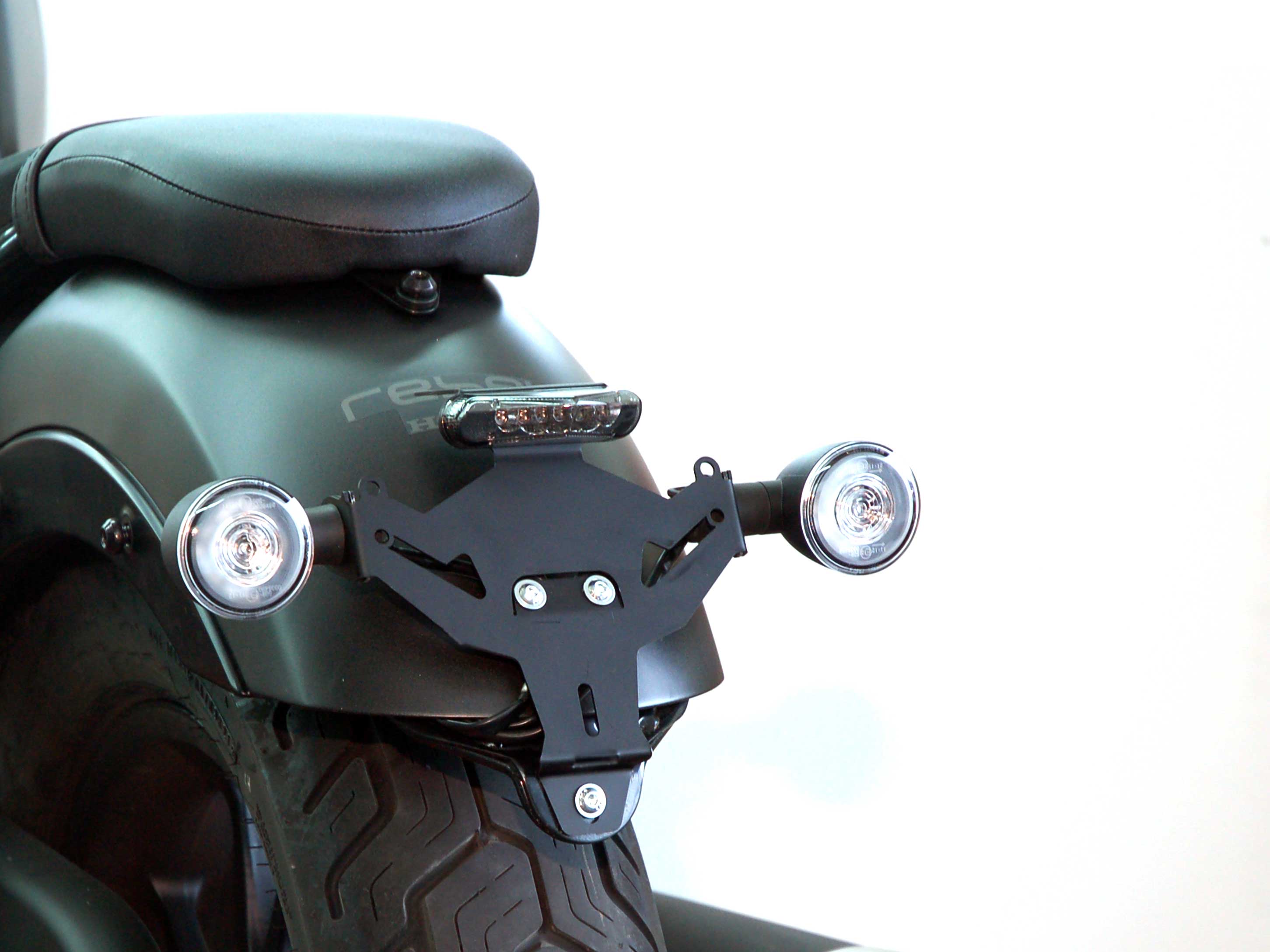 Portatarga IQ8 per Honda CMX 1100 Rebel (2021-2026) Porta targa IQ8 per Honda CMX 500 Rebel (2017-2019) per ZB