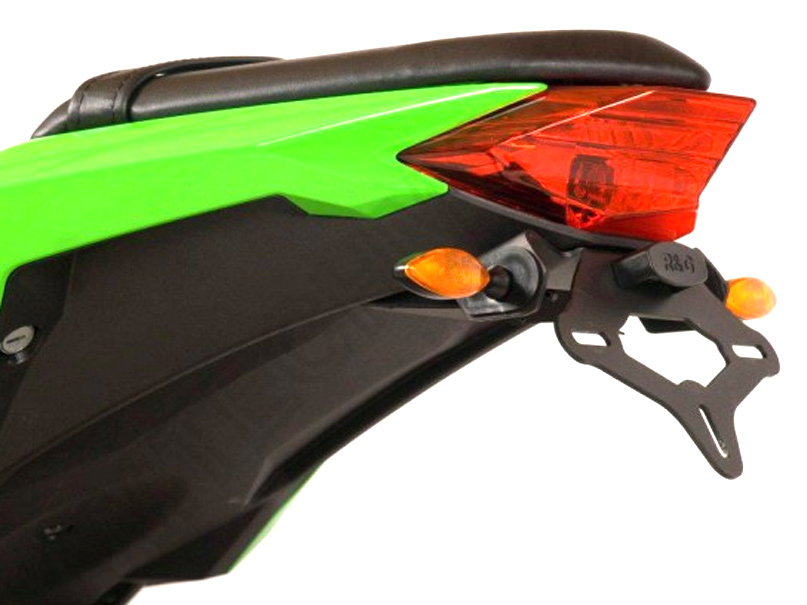 Porta targa R&G per Kawasaki Ninja 250 300 (2013-2016) Porta targa R&G per Kawasaki Ninja 250 300 (2013-2016)