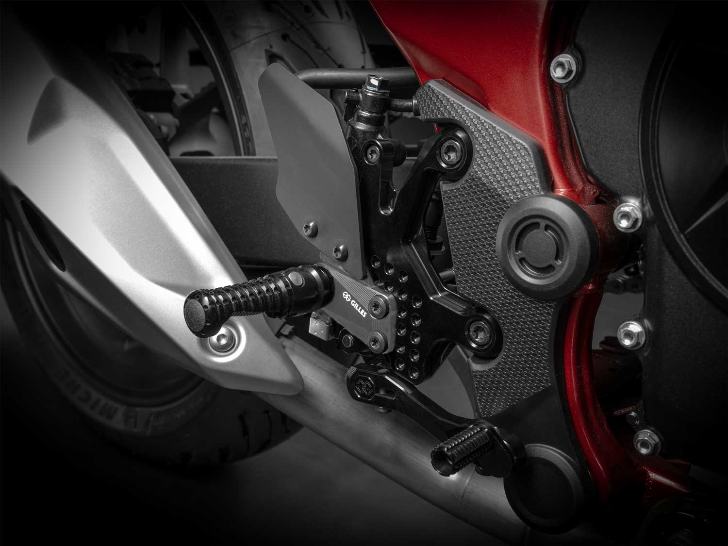 Sistema di pedane AS31GT3 per Honda CB750 Hornet (2023-2026) Sistema di pedane AS31GT3 per Honda CB750 Hornet (2023-2026)