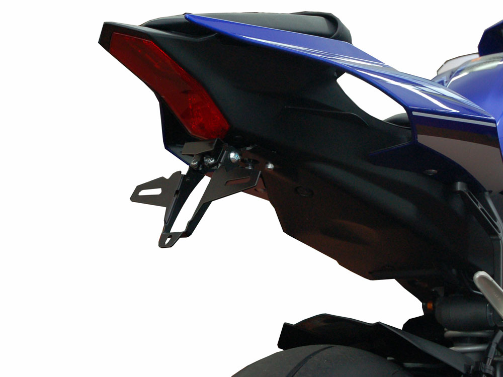 Porta targa IQ1 per Yamaha R1 | R1M (2015-202020) Kennzeichenhalter IQ1 für Yamaha R1 | R1M (2015-2024) für Originalblinker