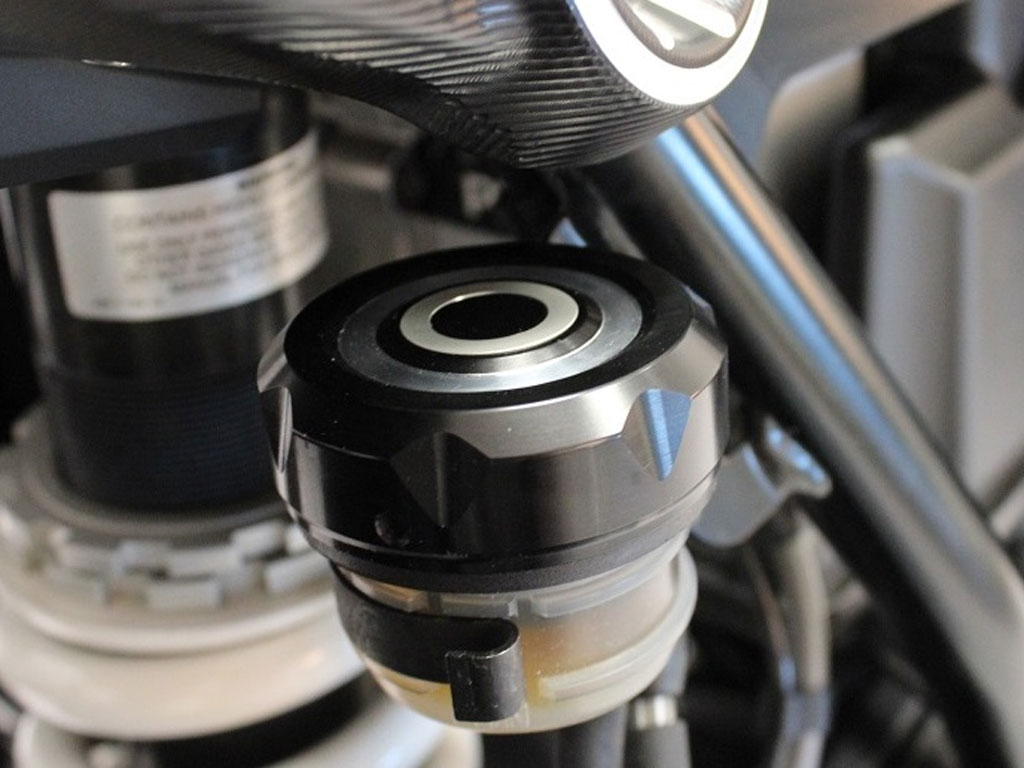 Coperchio del serbatoio del liquido freni posteriore BRC-07