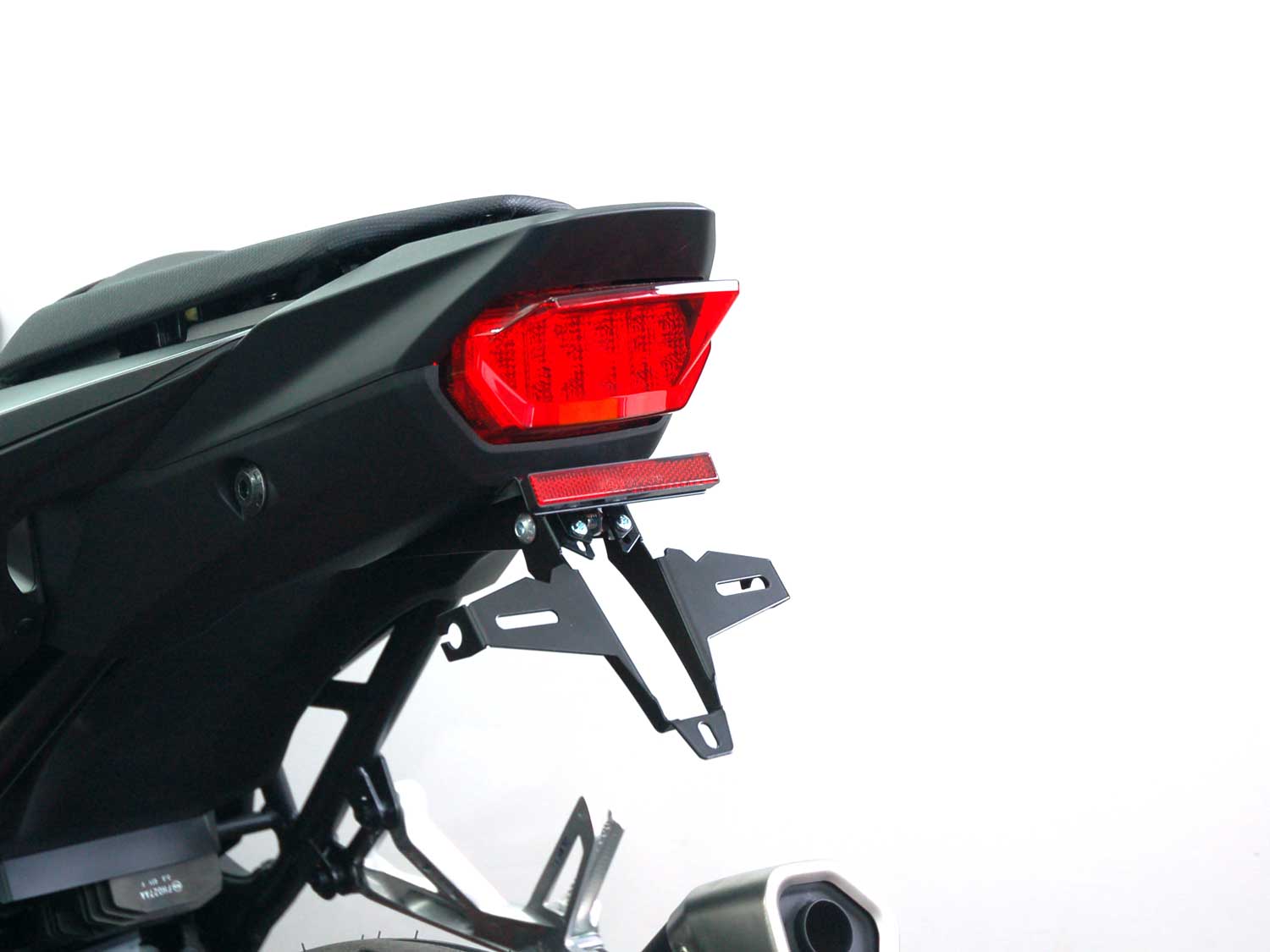 Portatarga IQ4 per Honda CB750 Hornet (2023-2026) (ZB) (D) Portatarga IQ4 per Honda CB750 Hornet (2023-2026) (ZB) (D)