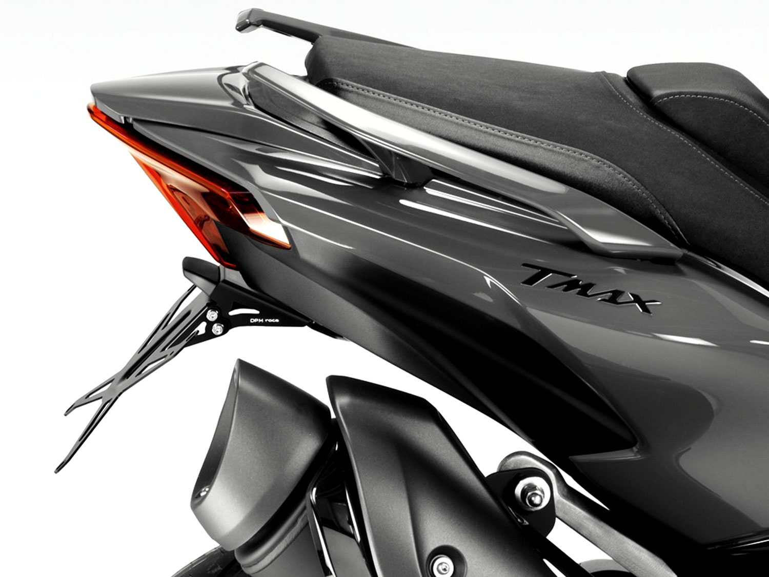 Porta targa per Yamaha TMAX 560 (2022-2023) Porta targa per Yamaha TMAX 560 (2022-2023)