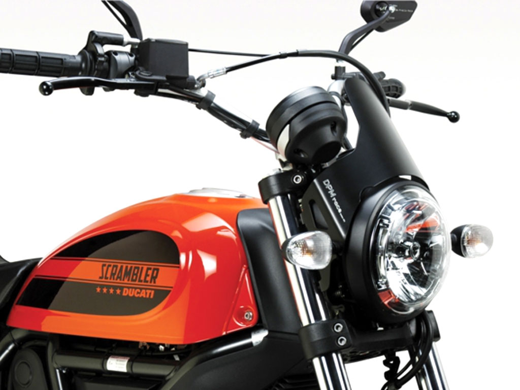 Mascherina frontale luce scura per Ducati Scrambler Sixty2 400 (2016-2019) Mascherina frontale luce scura per Ducati Scrambler Sixty2 400 (2016-2019)
