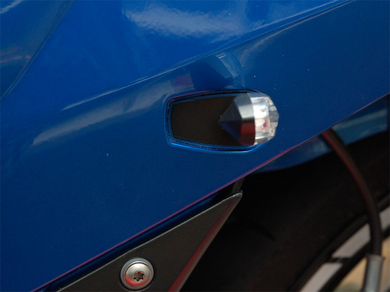 Piastre di adattamento degli indicatori di direzione per Yamaha MT125 R125