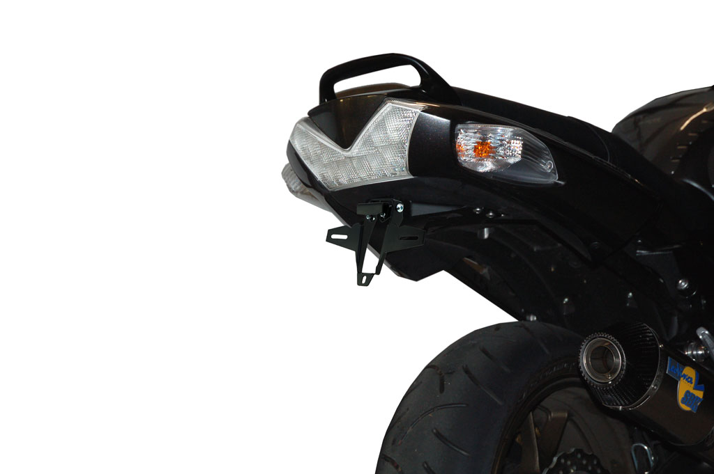 Porta targa IQ1 per Kawasaki ZZR 1400 (2006-2019) Porta targa IQ1 per Kawasaki ZZR 1400 (2006-2019)