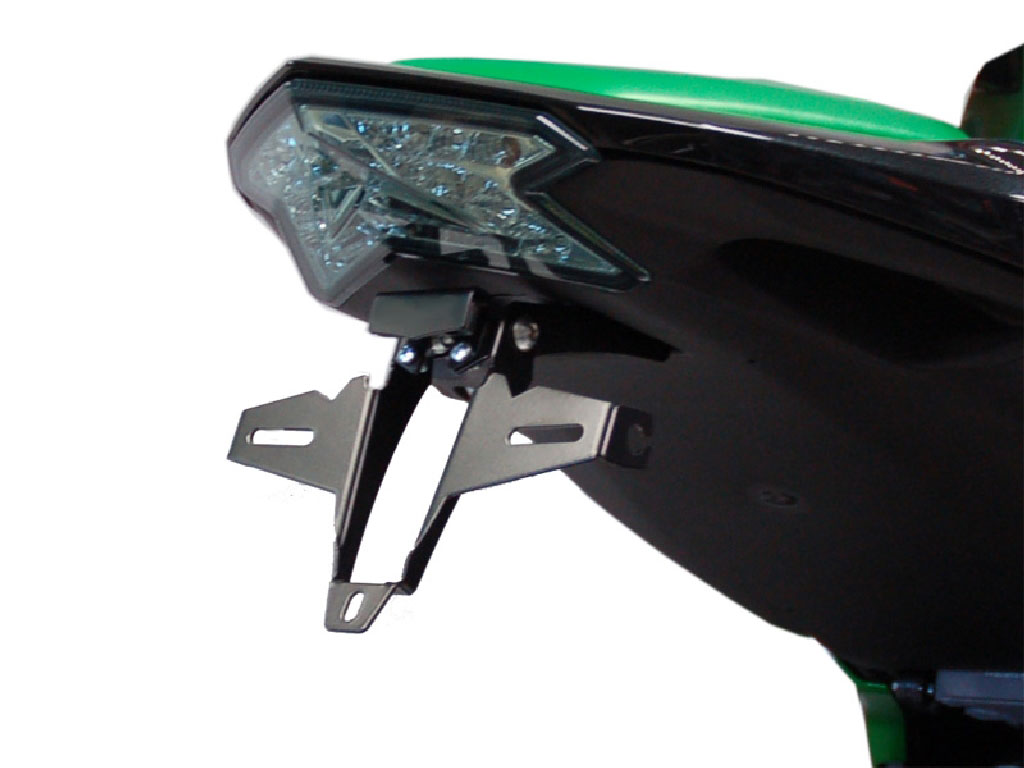 Porta targa IQ1 per Kawasaki Z 800 (2013-2016) Kennzeichenhalter IQ1 für Kawasaki Z 800 (2013-2016) für Originalblinker