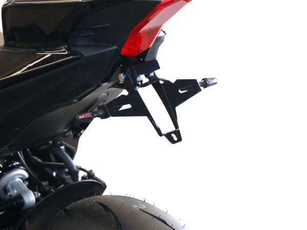 Portatarga IQ1 per Yamaha R9 (2025-2026)