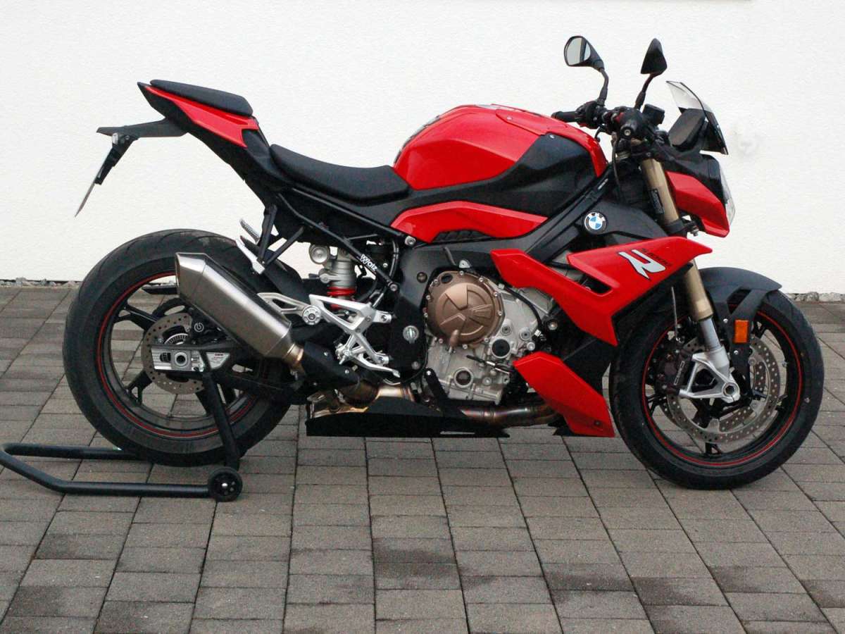 Exhaust cover, exhaust trim, belly pan for BMW S1000R (20142016