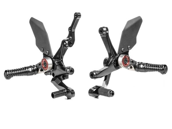 Footrest system MUE2-D03 for Ducati Streetfighter V2 (2022-2024)