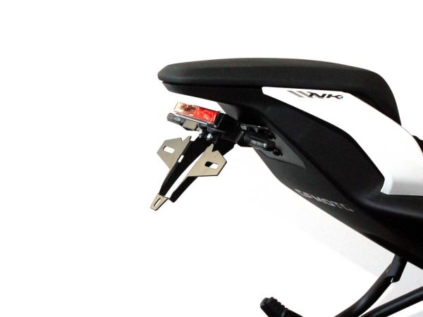 Kennzeichenhalter IQ5RB für CFMoto 675NK | 675SR-R (2025-2026) Rücklicht-Blinker