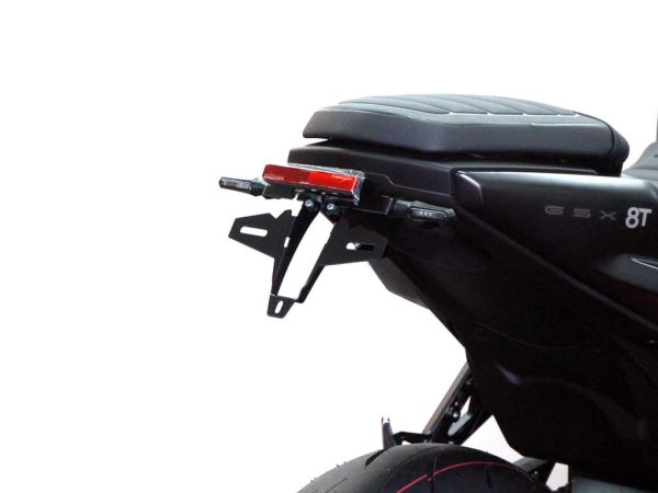 Kennzeichenhalter IQ5RB für Suzuki GSX-8T | GSX-8TT (2025-2026) Rücklicht-Blinker