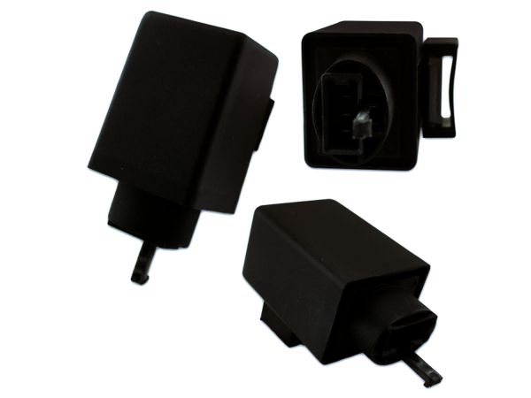 Flasher relay with 3-pin plug